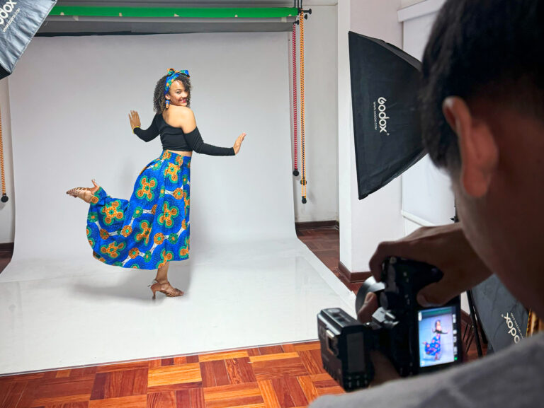 Sesión fotográfica de baile en NV Estudio Miraflores