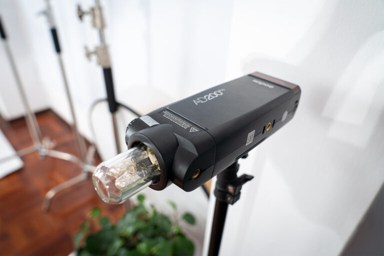 FLASH GODOX AD200 PRO